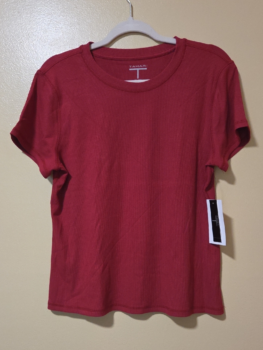Tahari Crimson Ribbed Crewneck Tee